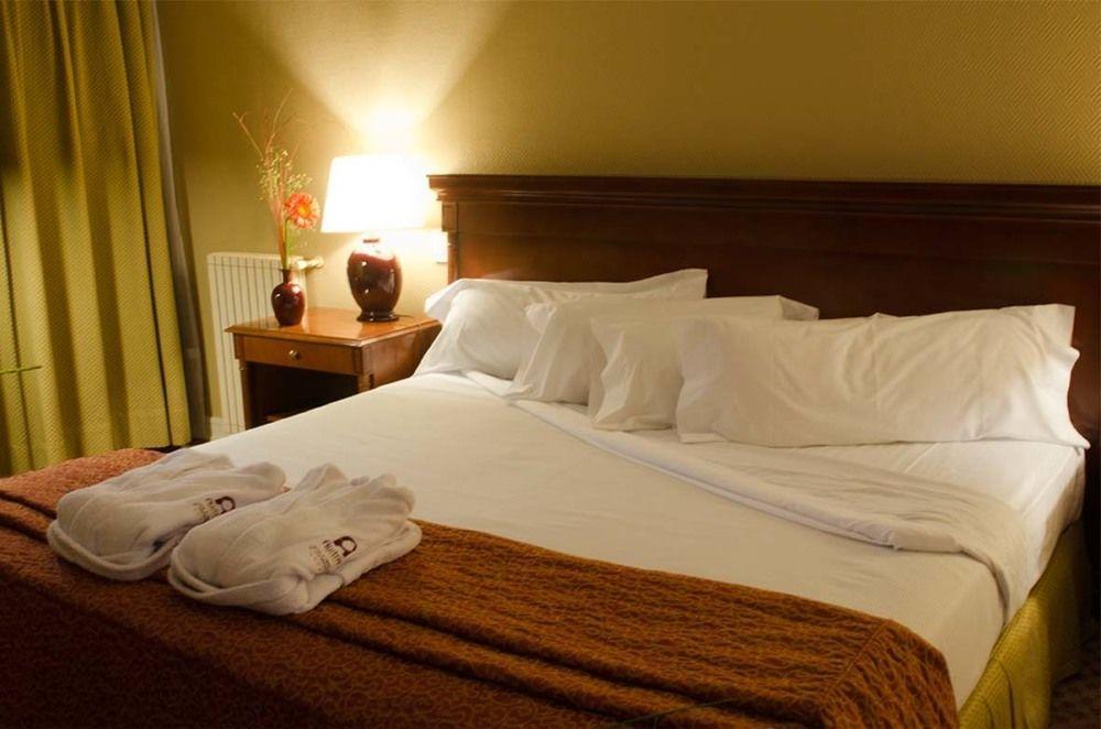 Austral Express Hotel Comodoro Rivadavia Bagian luar foto