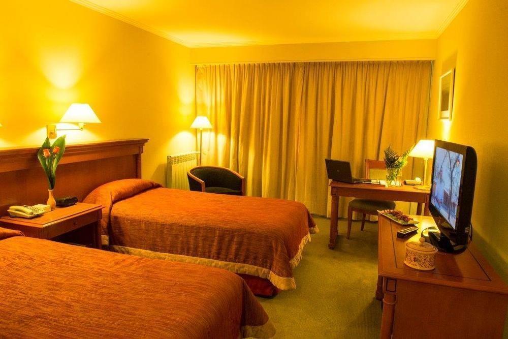 Austral Express Hotel Comodoro Rivadavia Bagian luar foto